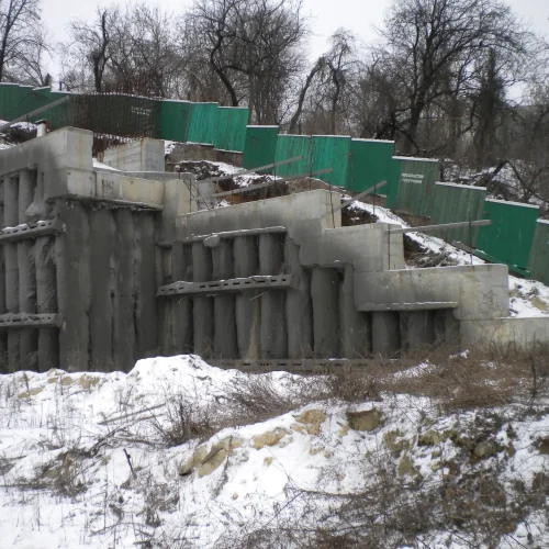 геодезист українка київської області, геодезист украинка киевской области, Высокая точность, Висока точність